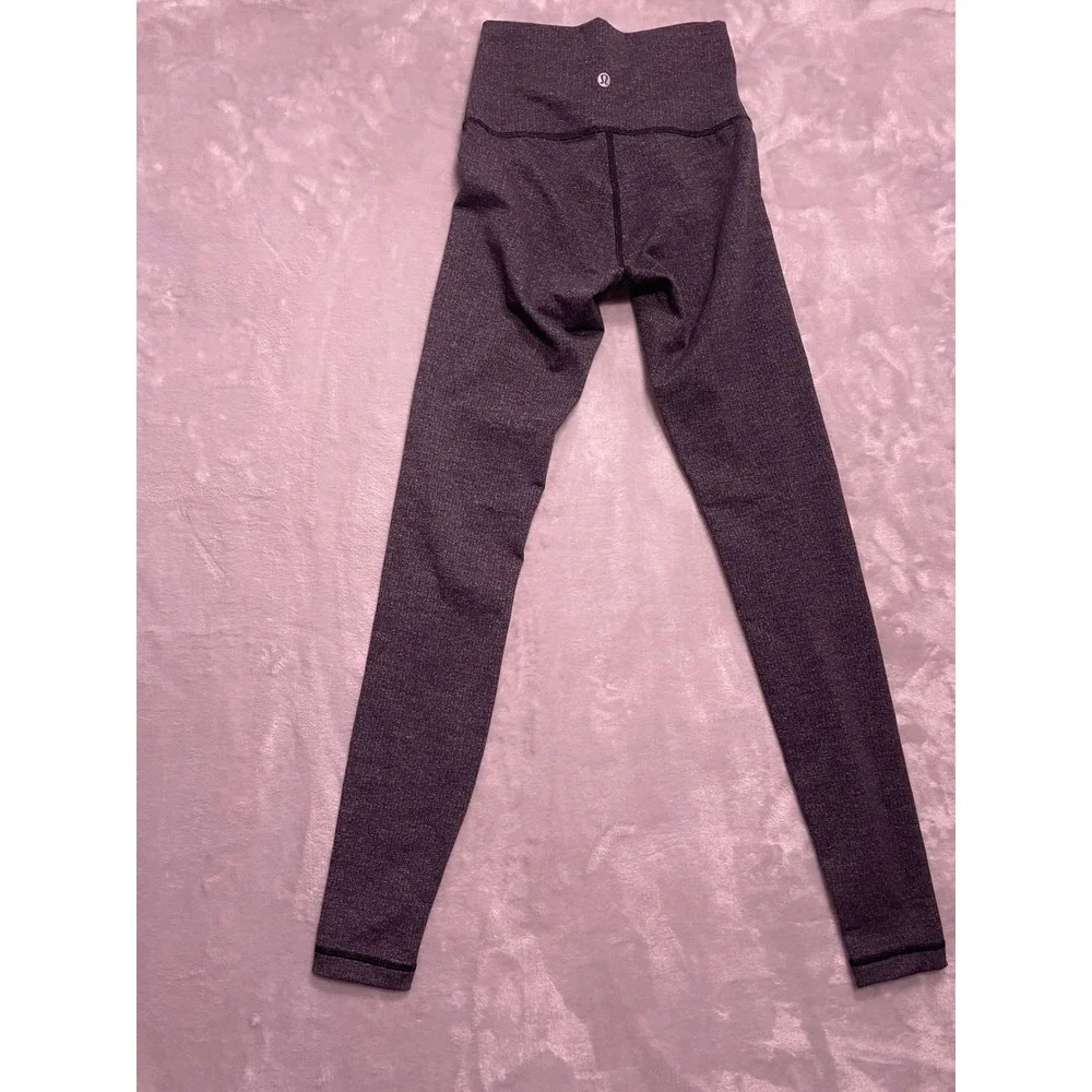 Lululemon High Rise Herringbone Leggings Black White Yoga Pants Womens Size 2